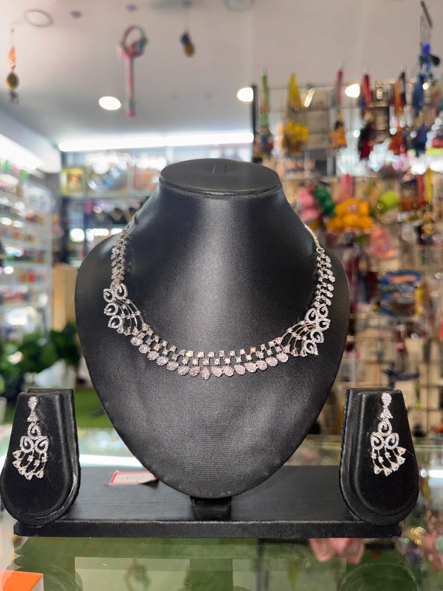 AD Stone Unique Design Necklace